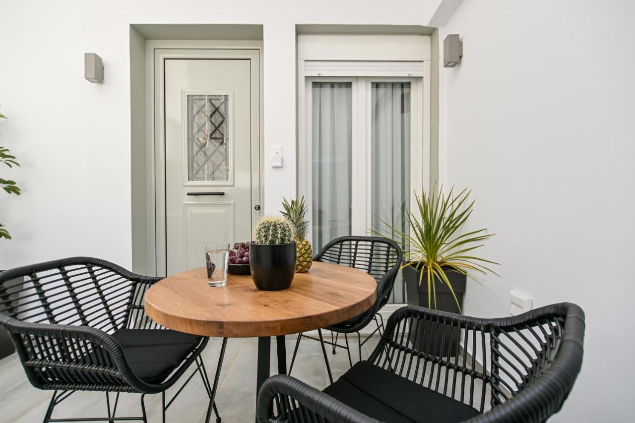 Mythos Luxury Suite Naxos City Экстерьер фото
