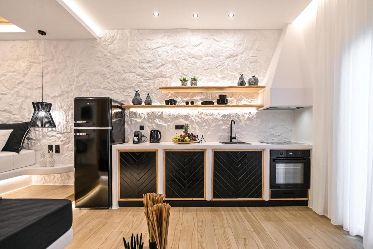 Mythos Luxury Suite Naxos City Экстерьер фото
