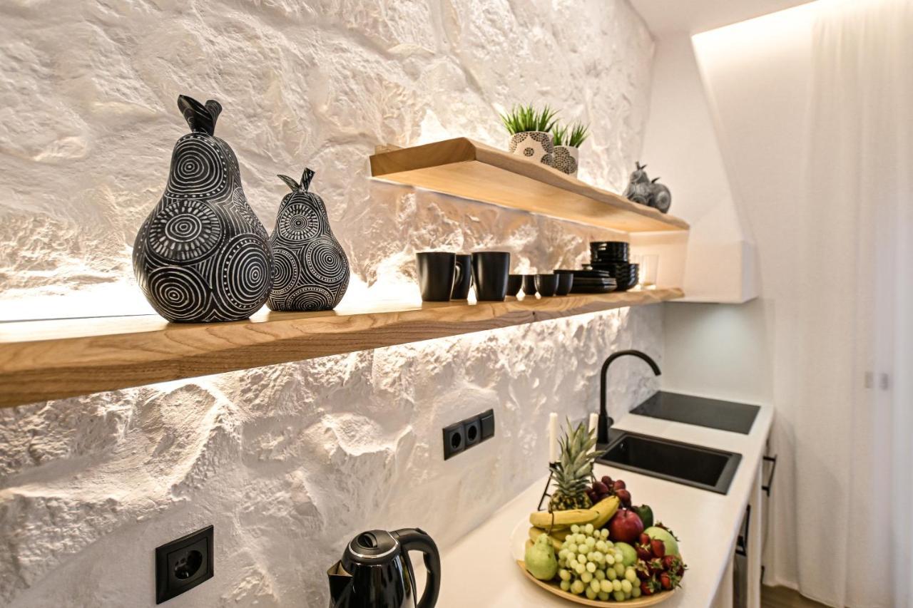 Mythos Luxury Suite Naxos City Экстерьер фото